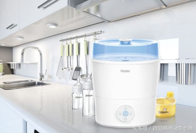 宝宝嘴巴外面白白的是怎么回事,宝宝嘴巴旁边有白白的一片是什么