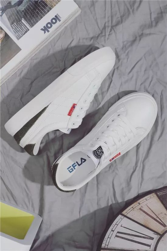 鞋垫不能取出的鞋子内部怎么清洗,鞋垫不沾水怎么洗