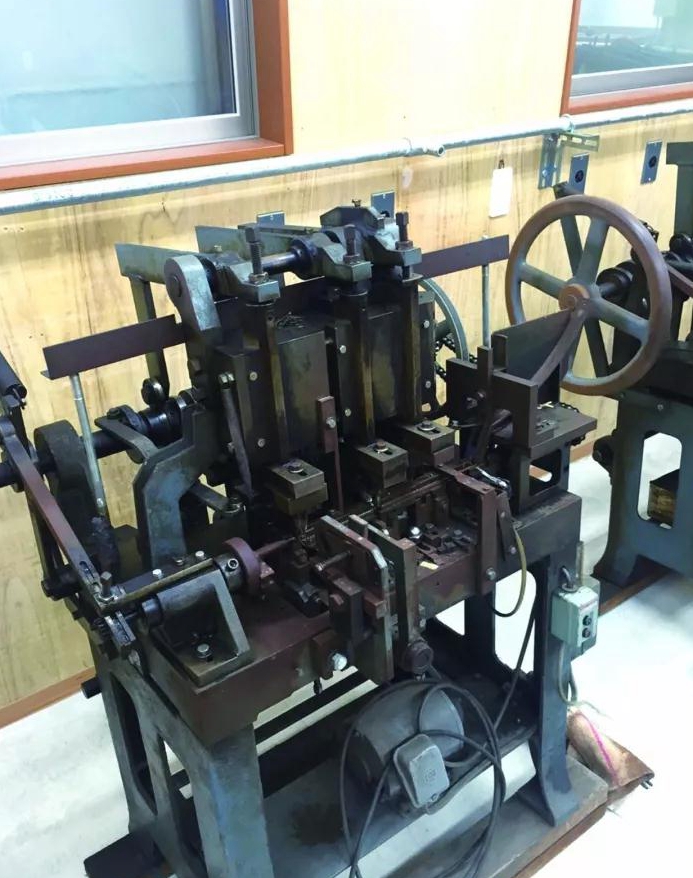 大师都爱用的千秋钩是怎样炼成的？