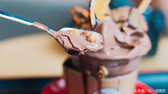 我们聊聊咖啡，聊聊甜品，聊聊南京那些个甜蜜的午后