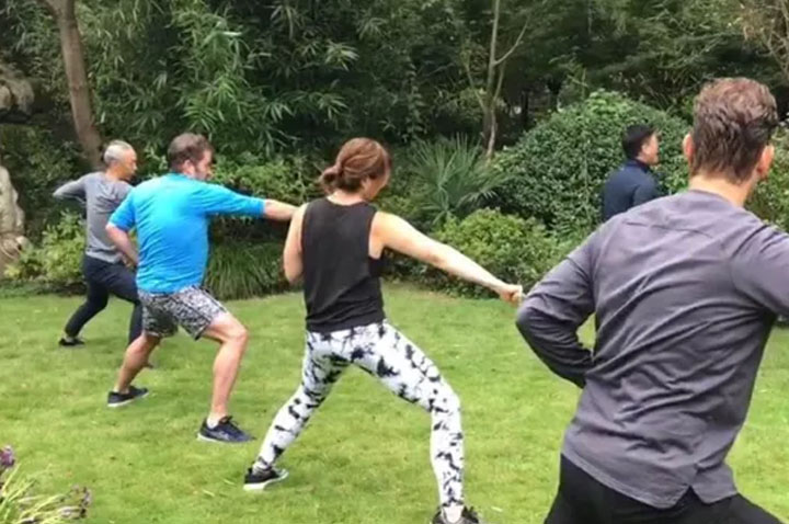 李连杰谈和周杰伦合作,李连杰参禅完整视频