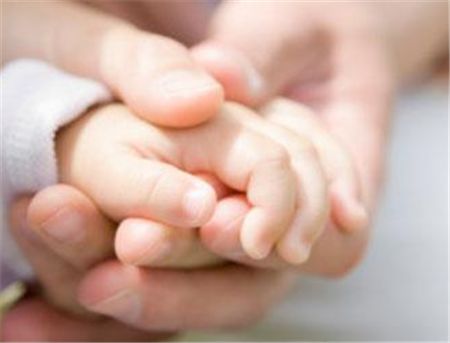 孩子感冒晚上鼻塞睡不好的快速解决办法——宝妈家庭推拿经验分享