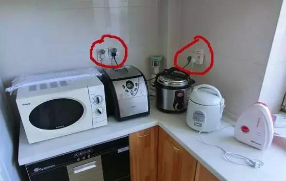 花了100块钱改造厨房,家里装修开关插座就花了三千多