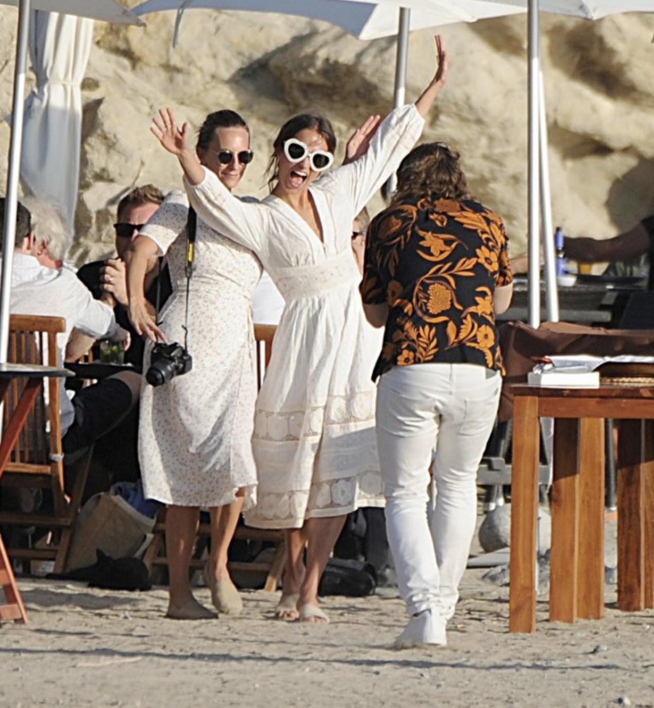 你可能需要一个新老公，万磁王迈克尔·法斯宾德近日低调成婚