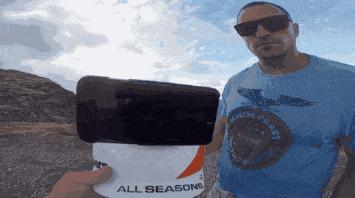 这个带8的手机壳老板估计是个中国人