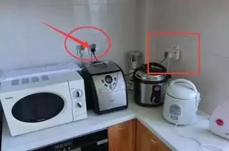 花了100块钱改造厨房,家里装修开关插座就花了三千多