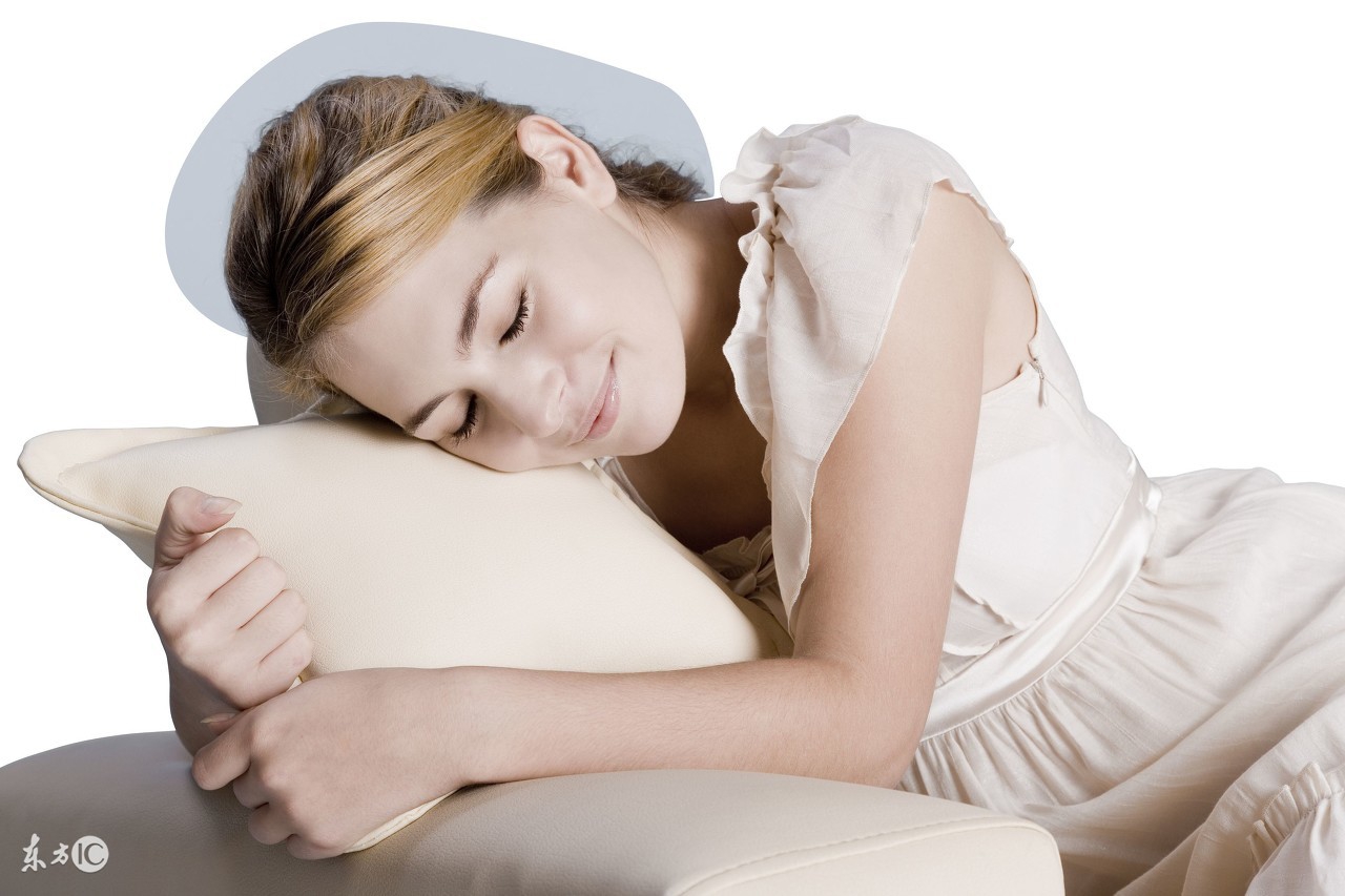 女人经期做这事小心妇科疾病缠身,女性经期要警惕的小毛病