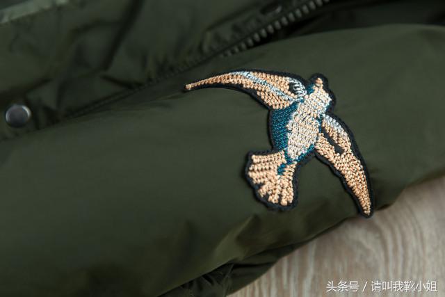 濂崇鎴樿鐧借壊,濂崇鎴樿榛戣壊