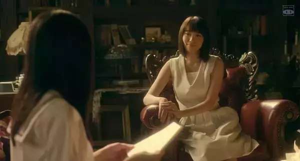 这部白莲花之王的神日片，一群妹子全程专注于搞事情