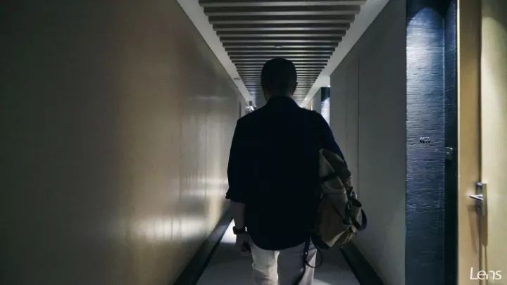 梁文道这是一个尊严稀缺的时代,不安之书梁文道