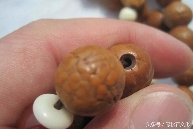 手串盘脏了怎么补救,手串坏了能盘出来吗