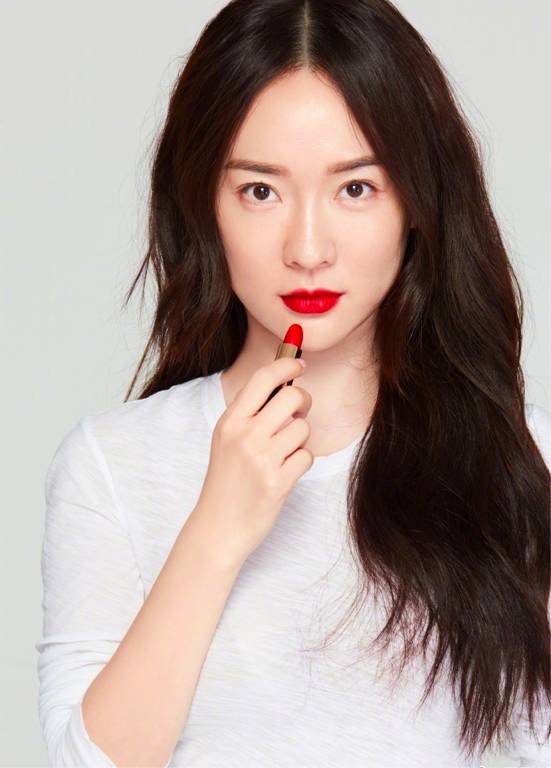 羡慕吴昕一下子就收到了100多支MAC*弹子**头