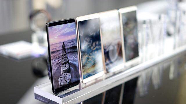 华为mate10全版本价格出炉,华为mate10值得入手吗现在