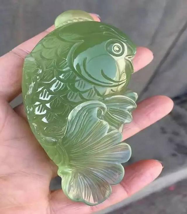 几百块钱的玉石也不全是假的，除了最后两种