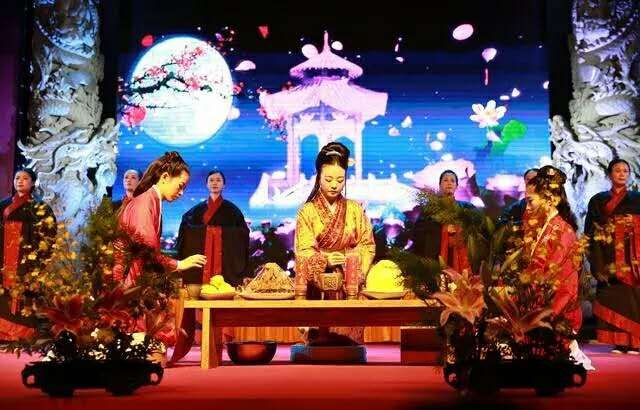 彩云追月中秋之夜,中秋夜彩云追月