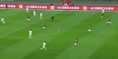 帕托权健三次过人,金童帕托在天津权健的表现