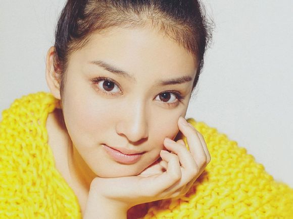 二十位知名日本女星美貌排行榜！哪个才是你心目中的素颜女神？