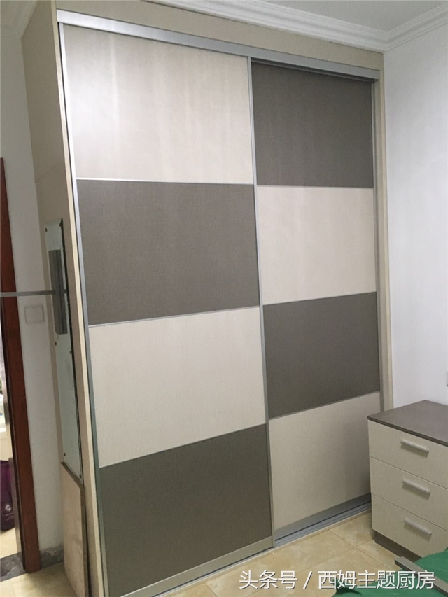 移门衣柜和手拉门衣柜哪个好,移门衣柜好还是开门衣柜好