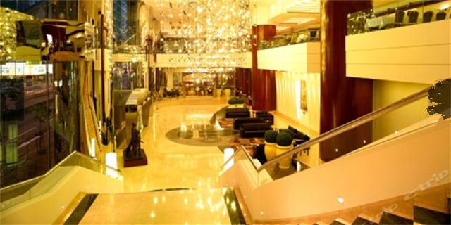 香港住哪里又便宜又方便,寸土寸金的香港