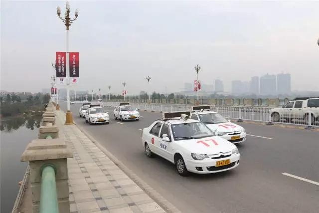 驾驶证12分被扣光了要怎么办,驾驶证扣满12分继续开车出事故