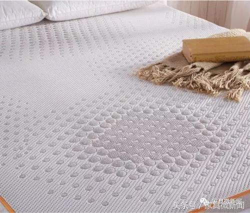 小米乳胶弹簧床垫m3a1r是不是太软,乳胶床垫是6kg更好还是1100g好