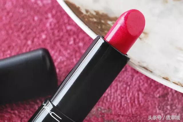 最值得入手的2款口红,口红吃土色推荐排行榜