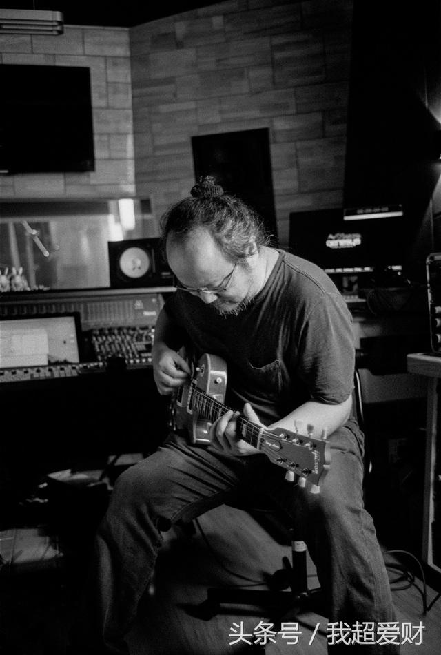 窦唯忘词,窦唯一身傲骨