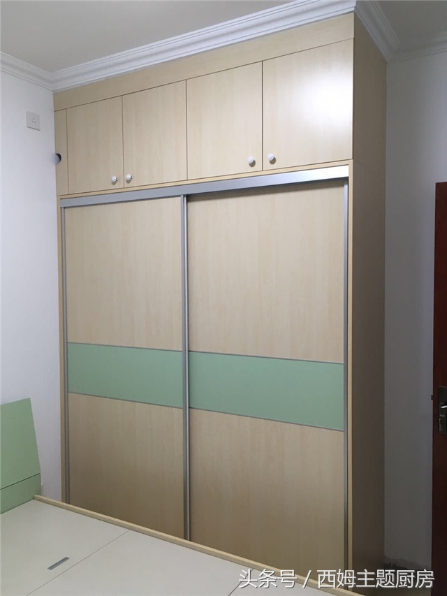 移门衣柜和手拉门衣柜哪个好,移门衣柜好还是开门衣柜好