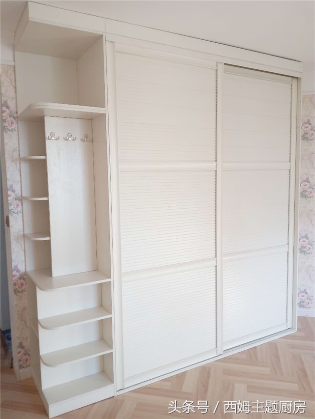 移门衣柜和手拉门衣柜哪个好,移门衣柜好还是开门衣柜好