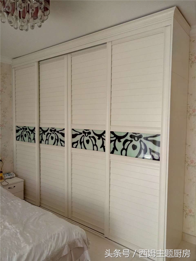 移门衣柜和手拉门衣柜哪个好,移门衣柜好还是开门衣柜好