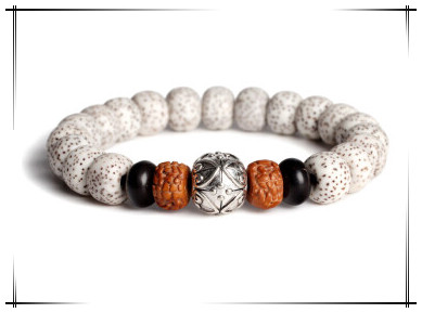 文玩菩提根手串盘玩保养,文玩菩提怎么保养