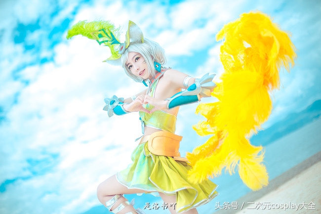 美女小姐姐cos妲己热情桑巴,王者荣耀夏日游戏节妲己cos