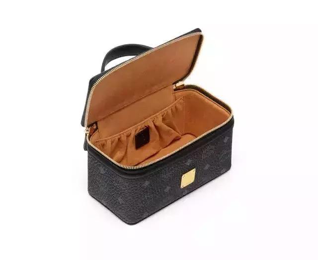 mcm韩国免税代购新款,mcm韩国免税店官网价格表