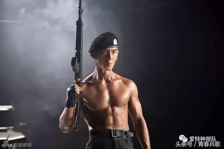 他没有“荷尔蒙骚”，只有“臭袜子味”！