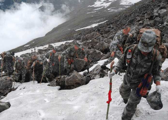 边防军人辛苦了吗,边防兵有多辛苦