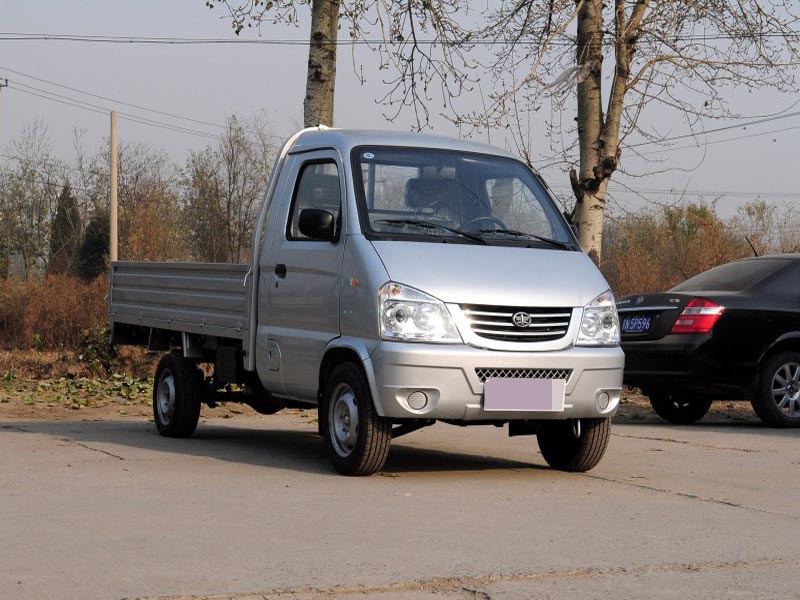 佳宝t57深度评测,一汽佳宝t57左倒车镜