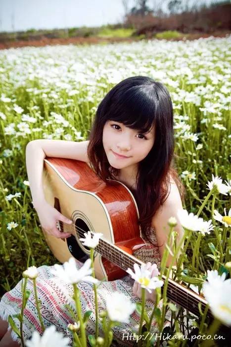 花季怎么拍好看,自由浪漫的人像照片