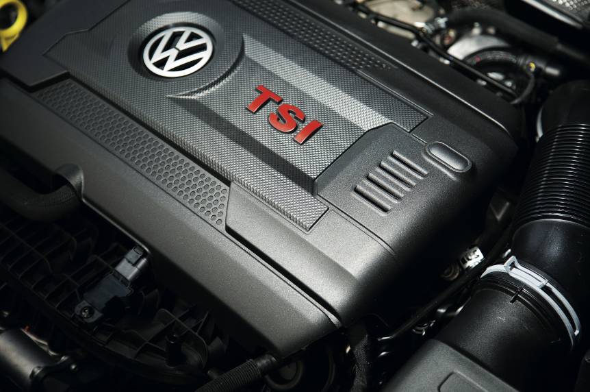 高尔夫gti与evo直线加速赛,高尔夫gticlubsport