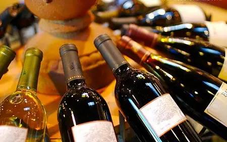 明斯克机场免税店购物攻略,戴高乐机场免税店购物攻略