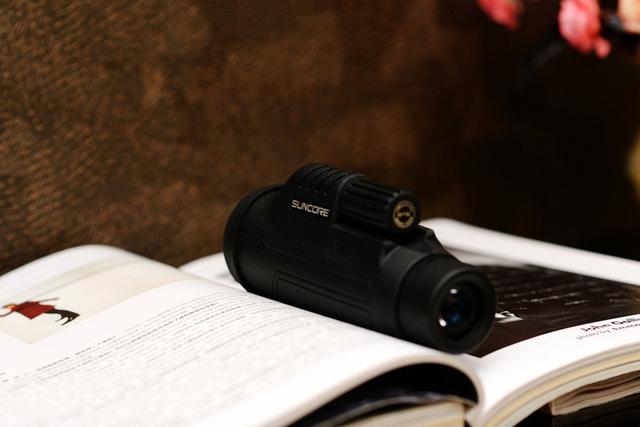 对面妹纸动态全掌握，10X42倍的望远镜体验