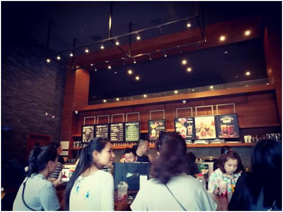 流滑得让你爱不释手荣耀V8全面评测