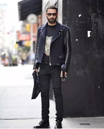 衣服撑变形了要怎么恢复,太瘦了衣服撑不起怎么锻炼