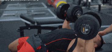 胸肌和背部这样练强度才能提升强度：8个动作绝对高强度强化胸背