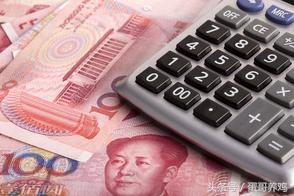 养蛋鸡和散养鸡哪个赚钱,2018养鸡10000只蛋鸡一年利润