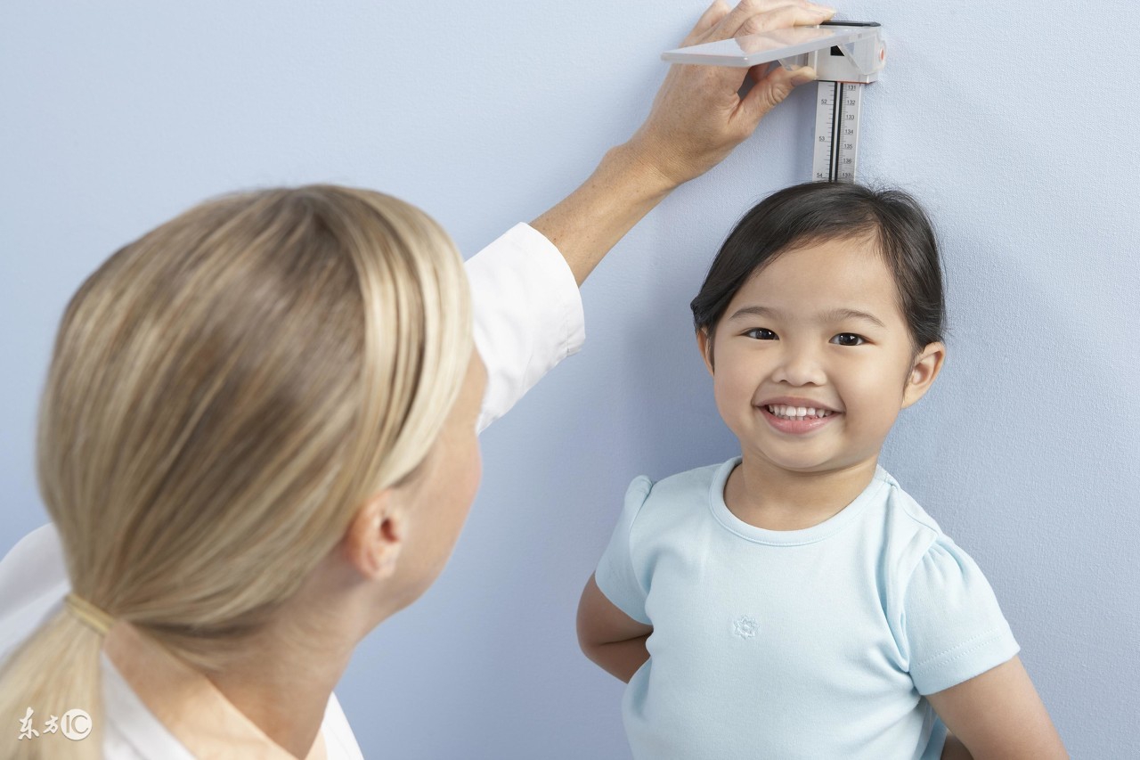 中国孩子超半数未达遗传身高！怎么让孩子长得比父母高？