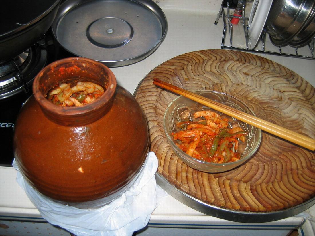 家常坛子泡菜的做法,四川坛子泡菜最正宗的做法