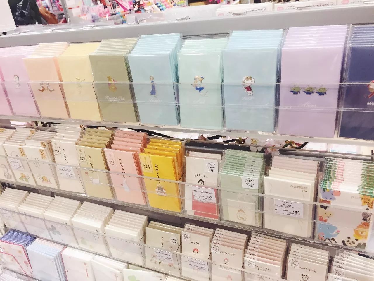 旅行购买的东西,旅行值得买的物件