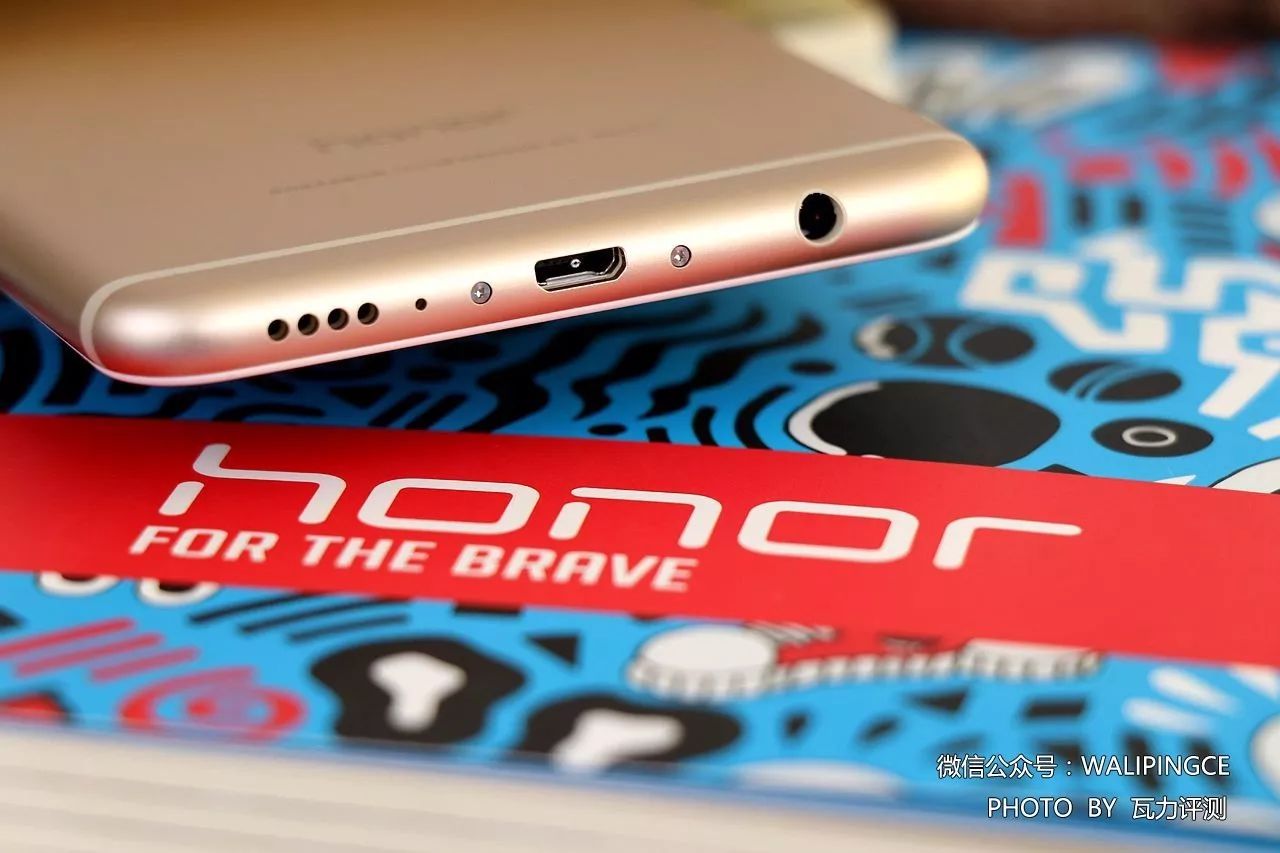 荣耀play5和荣耀畅玩7x哪个好,荣耀畅玩7x新机测评