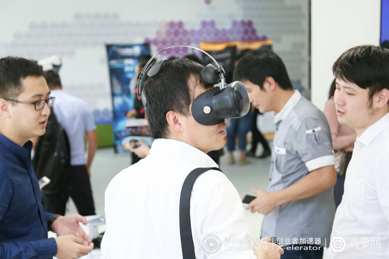 关于vr都有哪些行业能赚钱,如何抓住vr风口创业