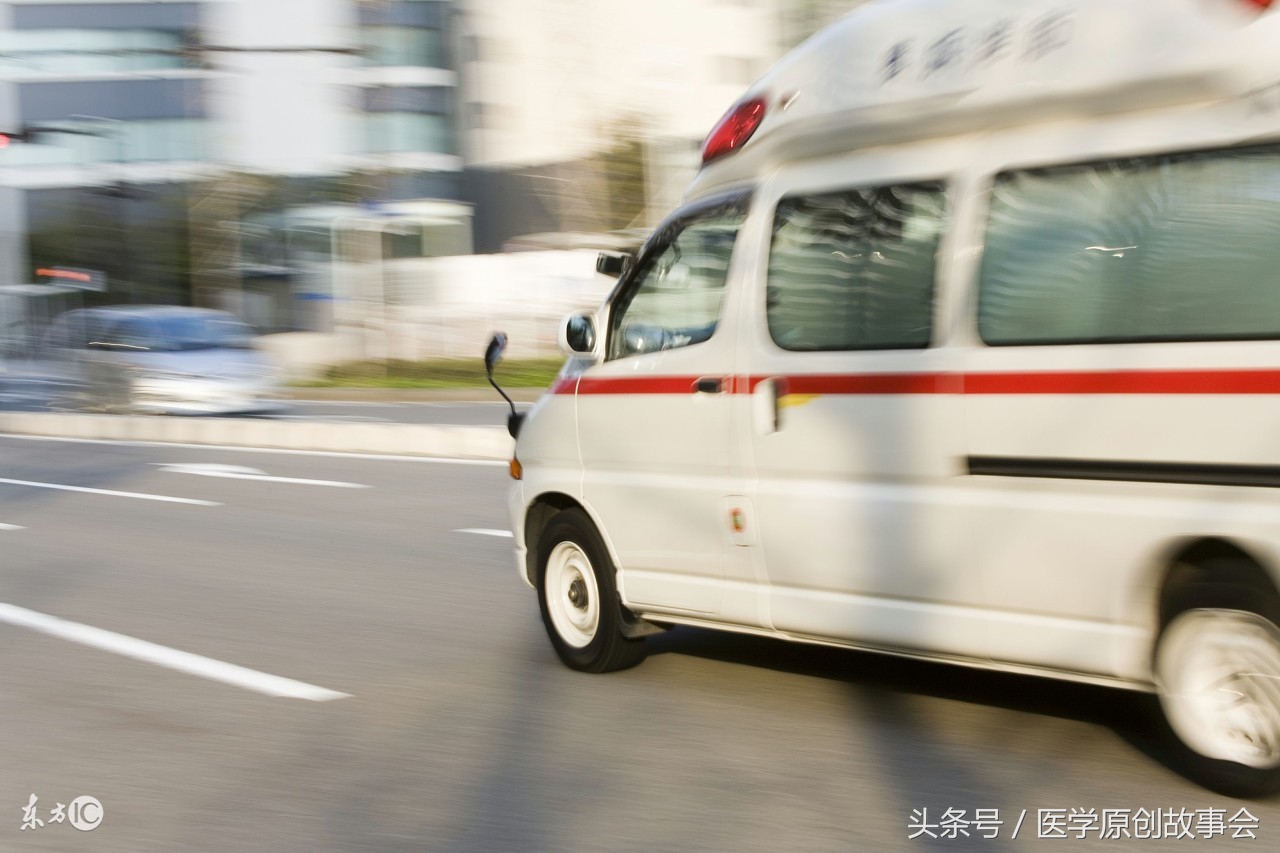 女生吃完避孕药大量出鲜血,大学女生长期服用避孕药